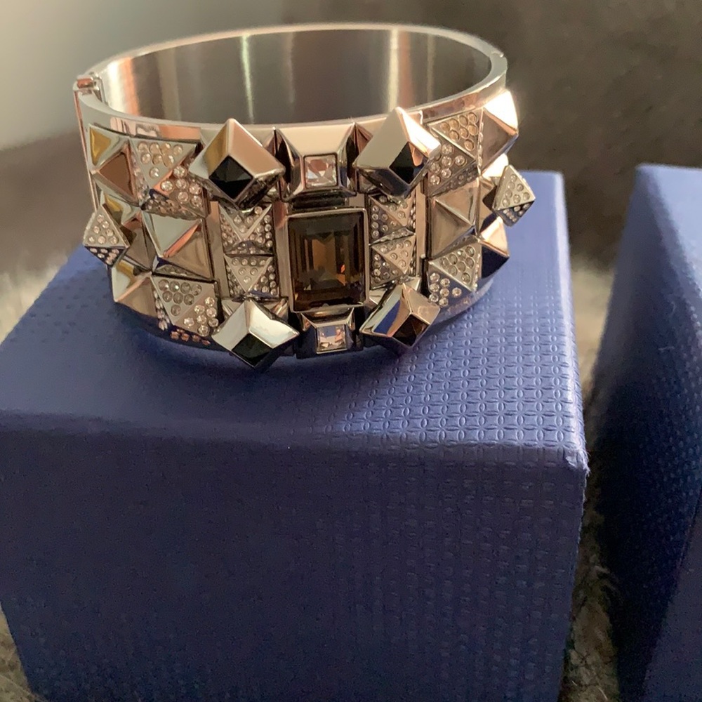 Authentic beautiful Swarovski cuff